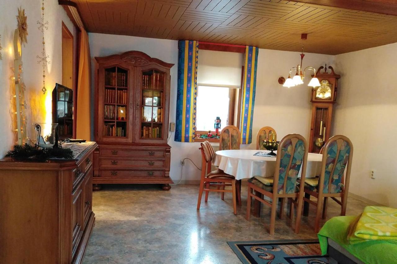 Ferienwohnung Riemer Geisa Bagian luar foto